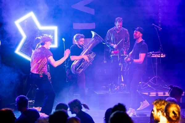 Erwin & Edwin Elektrogstanzldisko
