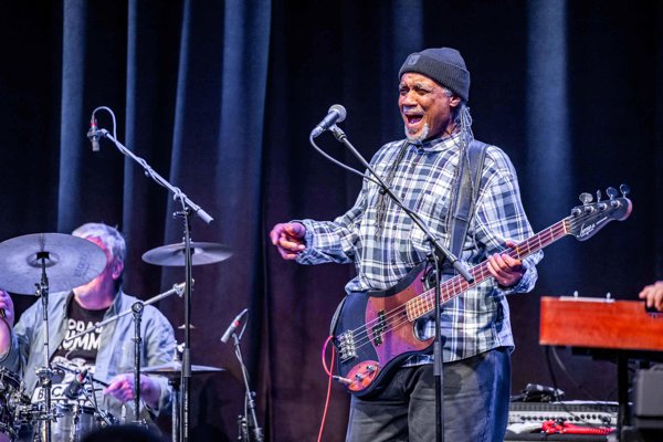 MEENA CRYLE & CHRIS FILLMORE BAND  von Soul bis Rock`n´Roll