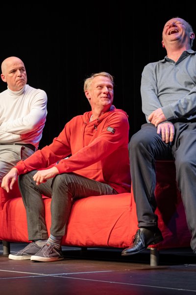 „KUNST“ - Ein Theaterstück von Yasmina Reza Mit Georg Clementi, Volker Wahl und Edi Jäger