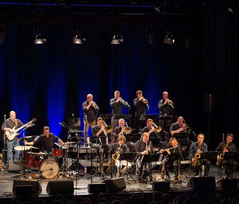 Lungau Big Band feat. CHANDA RULE  Sapphire Dreams
