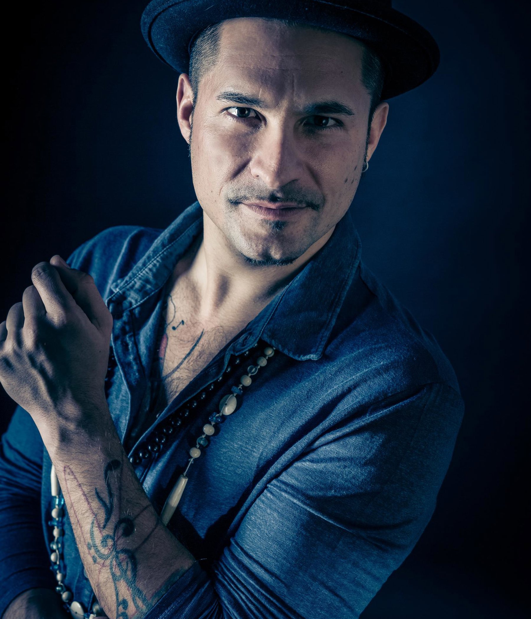 BLUES CROSSOVER Raphael Wressnig Soul Gift Band & The Blues Infusion