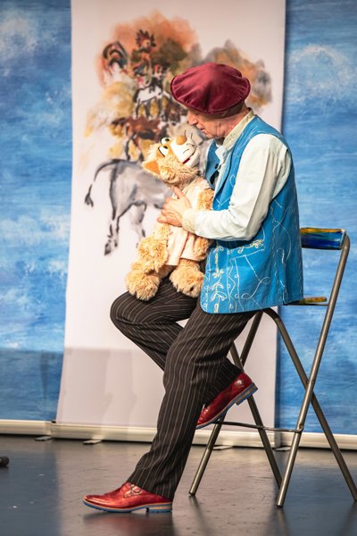 Die Bremer Stadtmusikanten Ein Mitsing-Musical von und mit Gernot Kranner