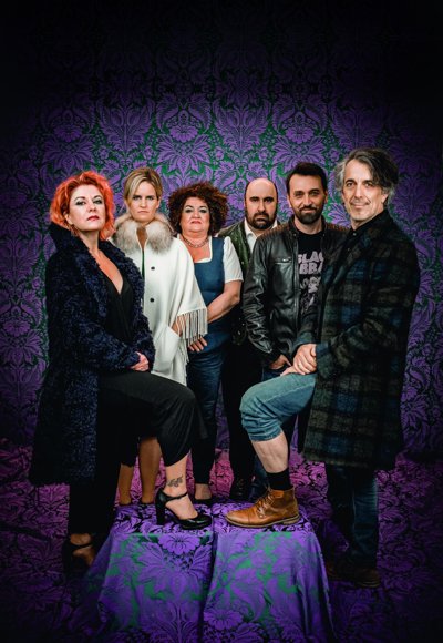 monogamie-der-socken-by-manuela-fuchs.jpg