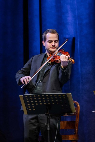 MoZuluArt feat. Ambassade Streichquartett An African Christmas 