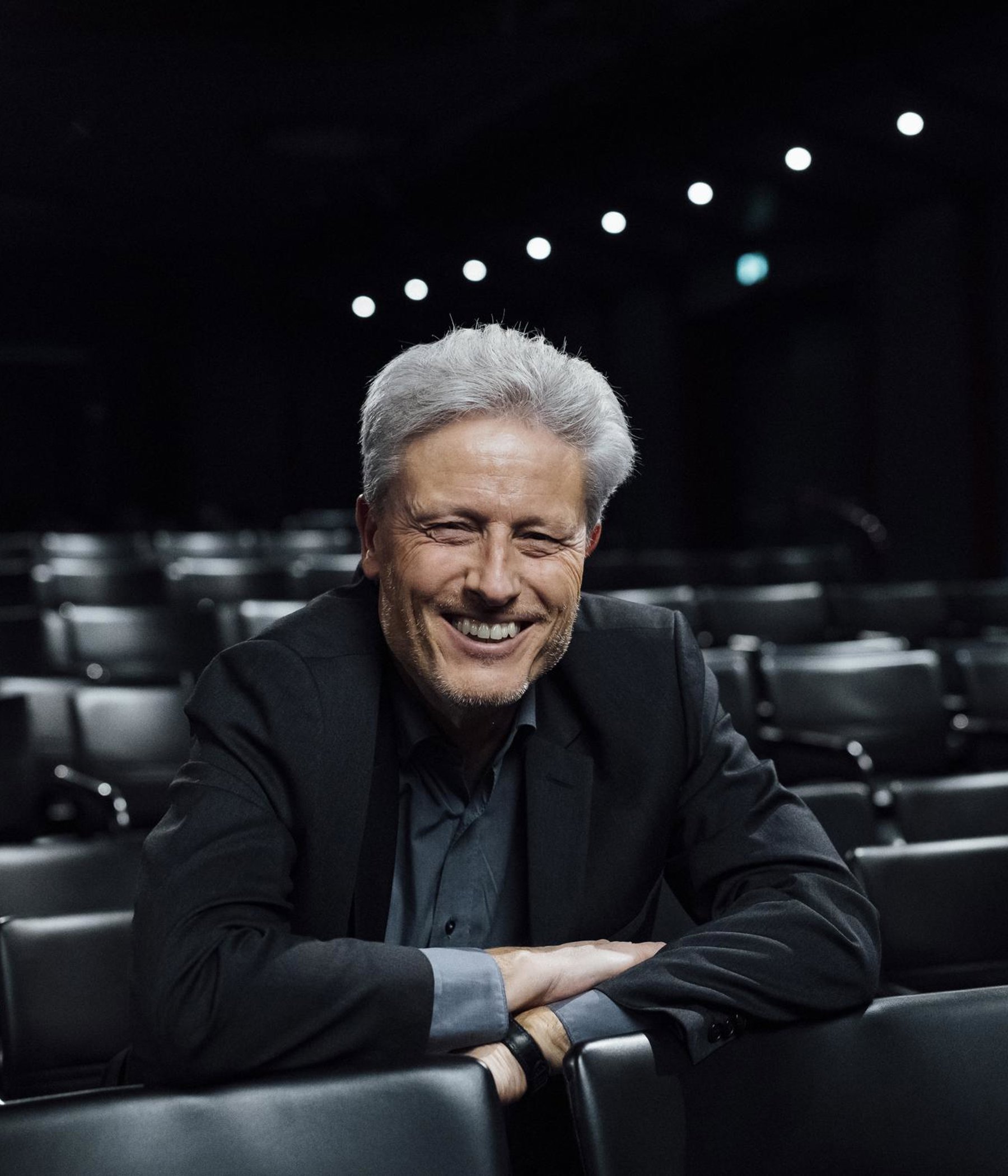 Florian Scheuba Schönen guten Abend!