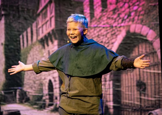 Robin Hood - Eine Heldinnengeschichte Gugg Eigenproduktion - ein Musiktheater von Kindern, für Kinder