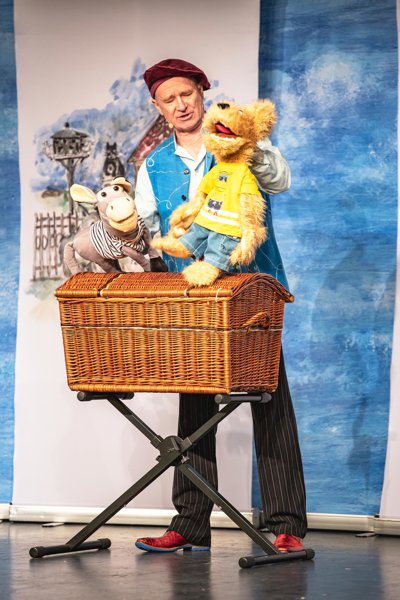 Die Bremer Stadtmusikanten Ein Mitsing-Musical von und mit Gernot Kranner
