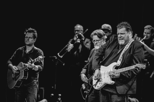 Danny Bryant Big Band RISE Tour 2023
