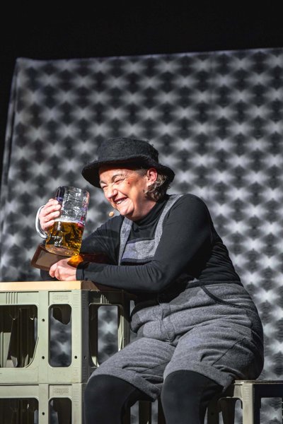 Jäger & Köchl - TRÄNEN LACHEN Geniale Komik von Karl Valentin und Liesl Karlstadt