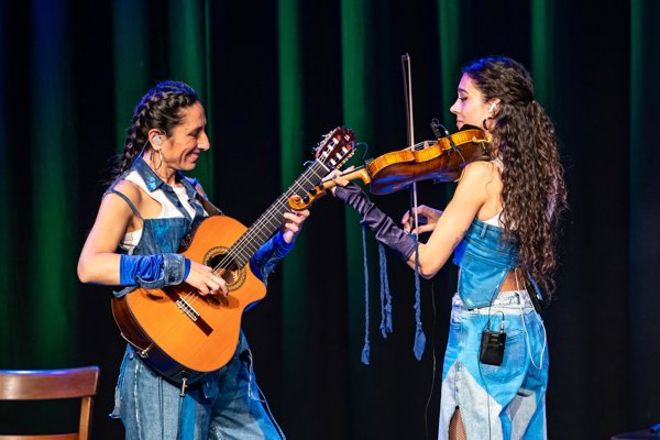 LAS MIGAS Flamenco-Pop