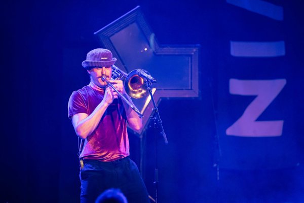 Erwin & Edwin Elektrogstanzldisko